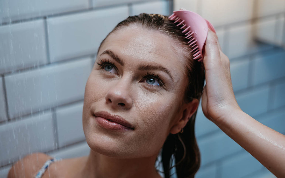 The Benefits Of A Scalp Brush For Scalp and Hair